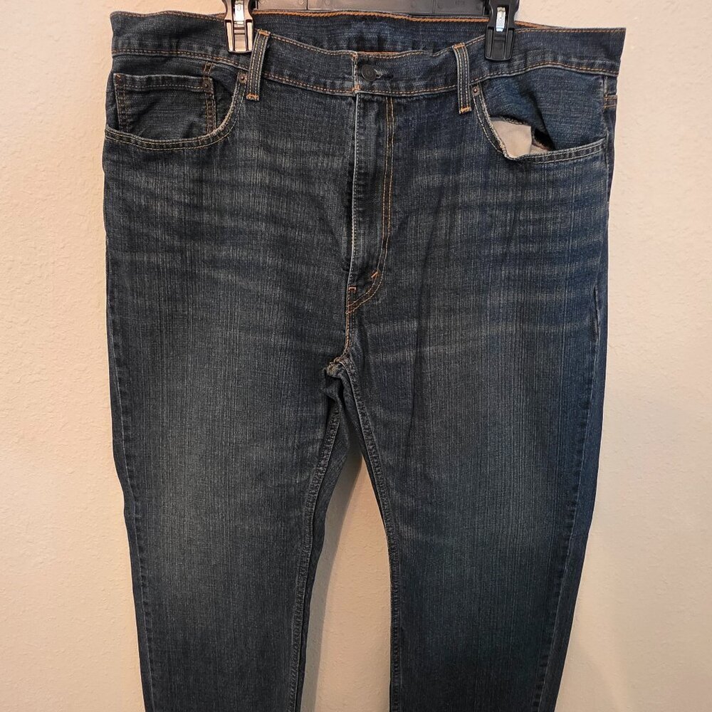 Men's Levi's 559 Relaxed Straight Fit denim jeans in steely blue, size 42"x30".